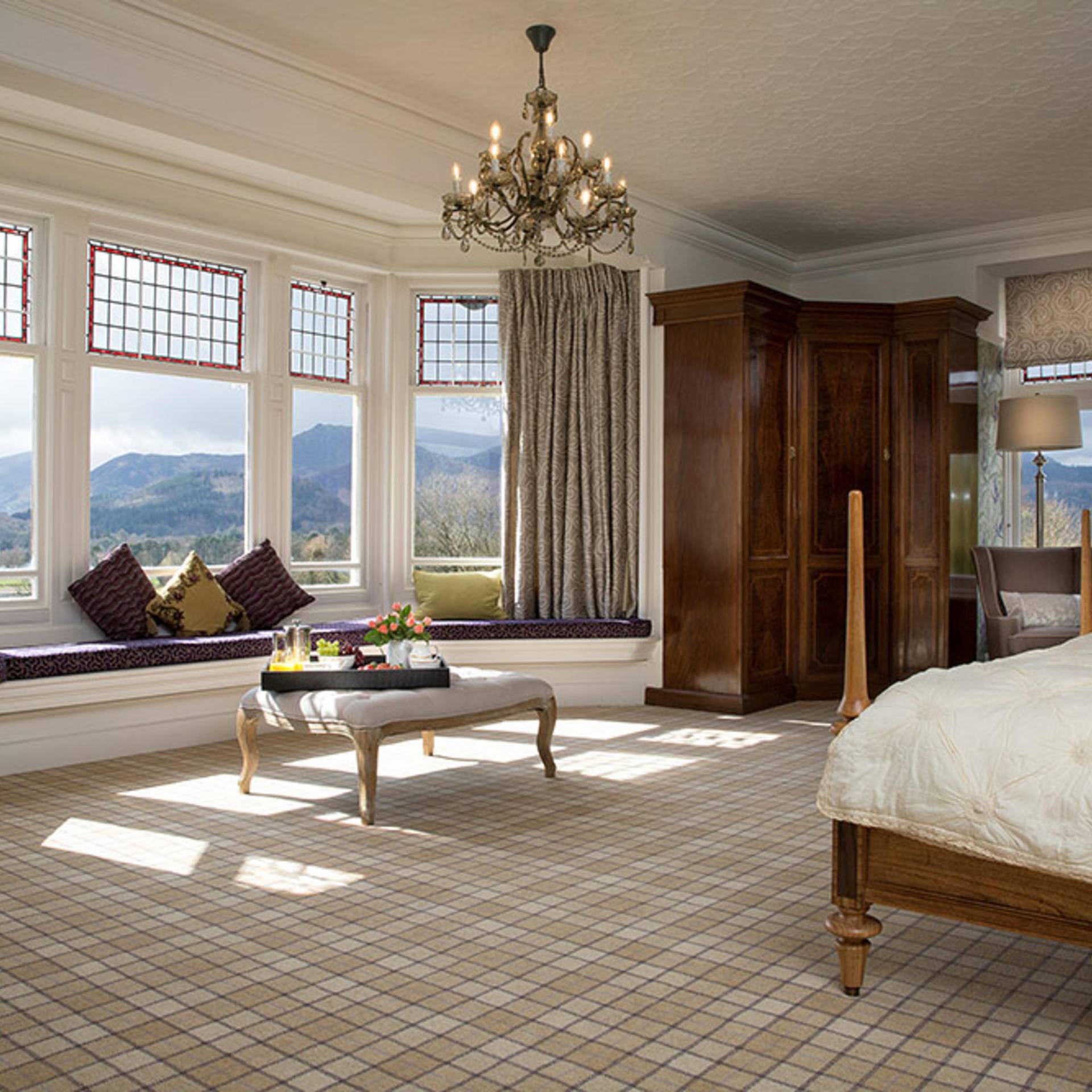 Bristowe Hill | Heart of the Lakes